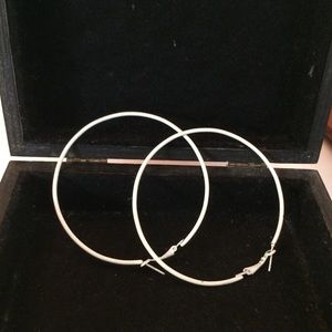 White metal hoop earring